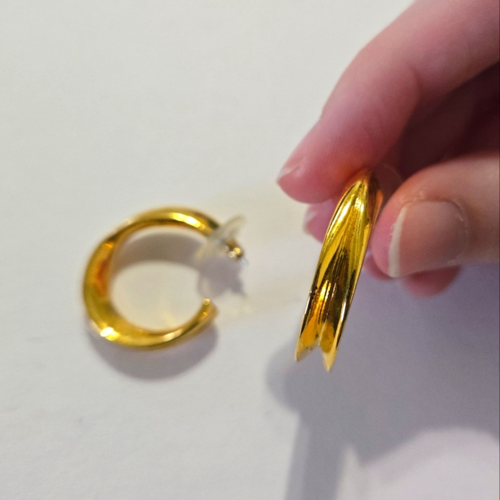 Gold Tone Semi-Hoop Pierced Earrings With Crease/Fold Design